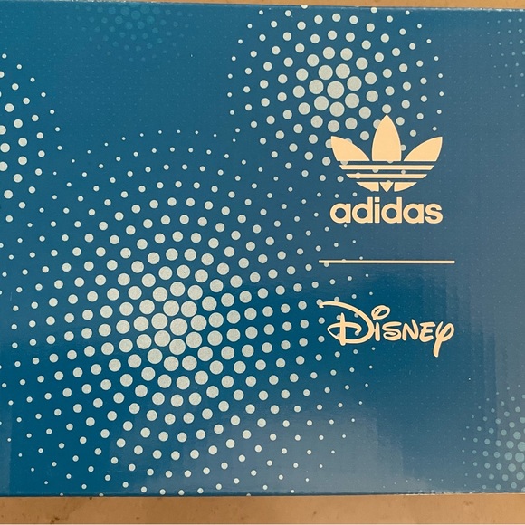 Disney adidas shoes - Picture 3 of 4